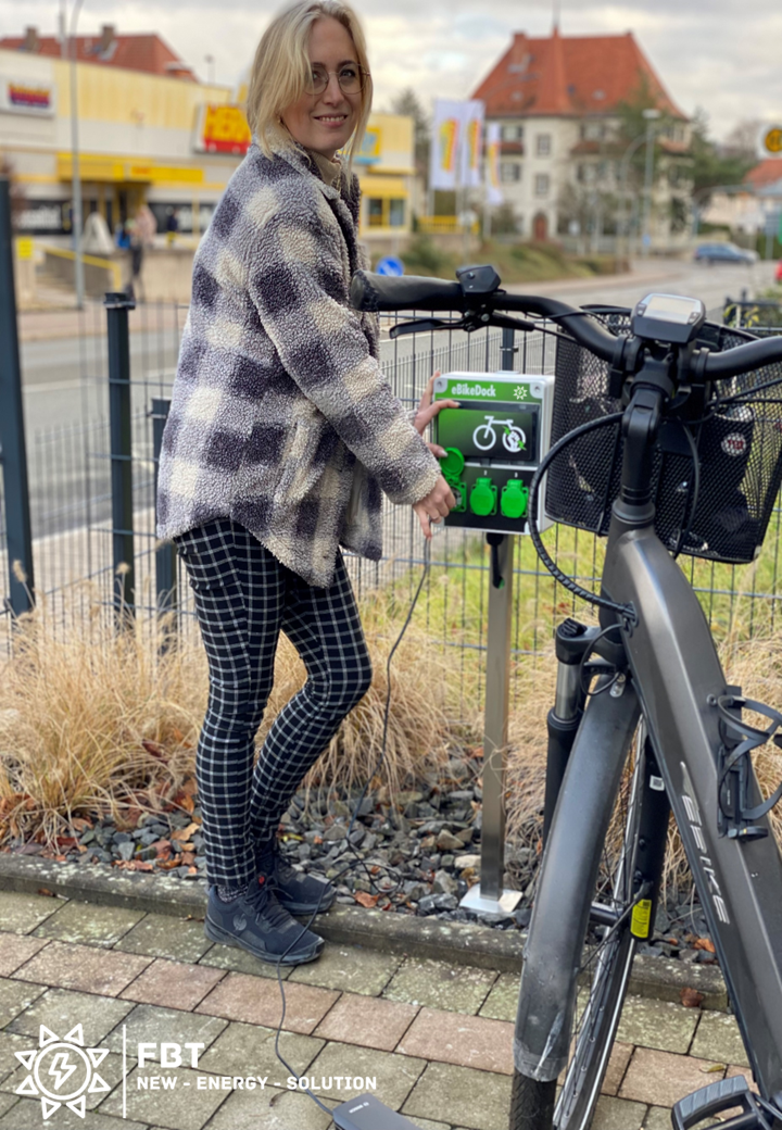 E-Bike Ladegerät / eBikeDock / 3 Ladeplätze / - Made in Germany-