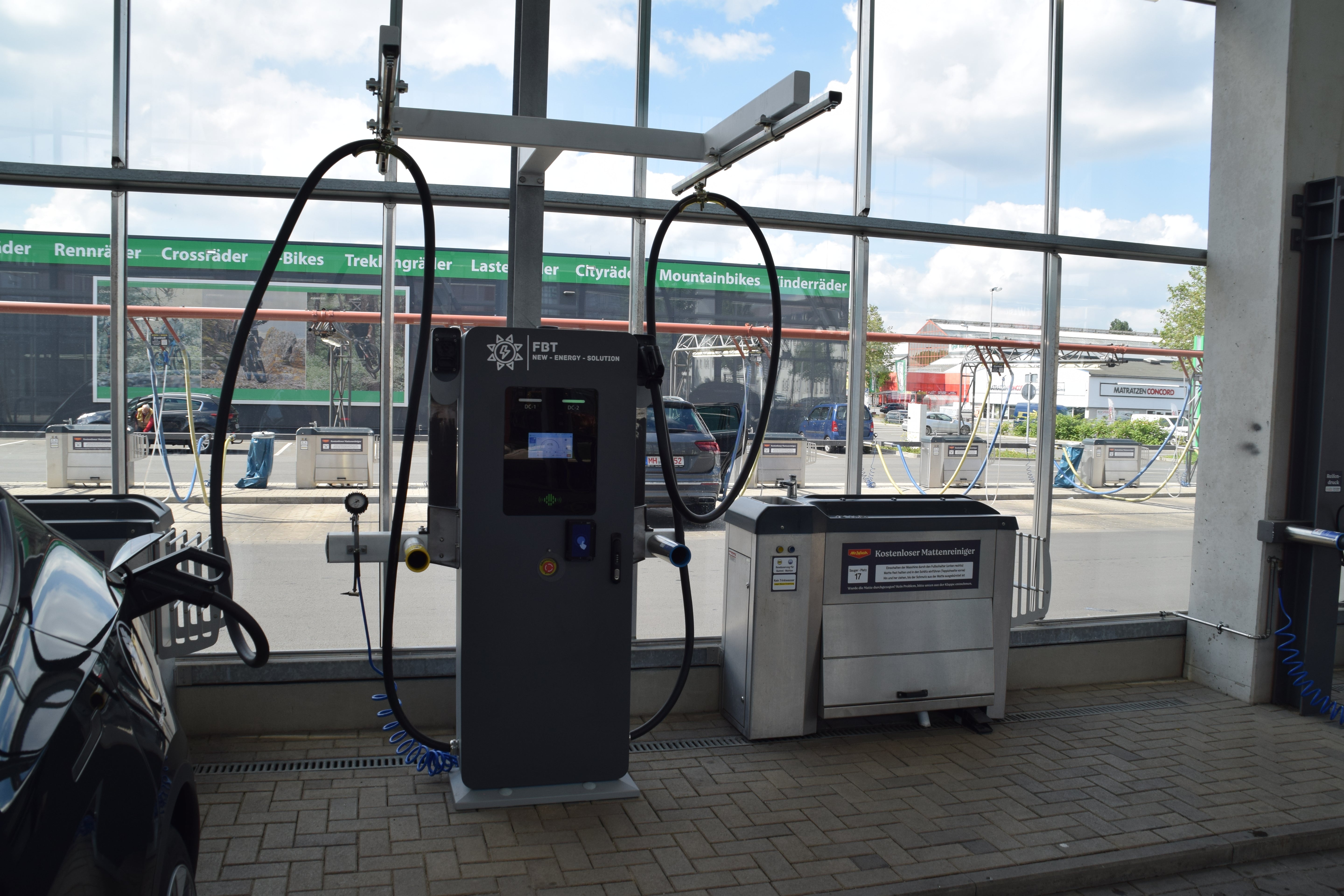 Supercharger 600 KW / DC-Split Charger 360-600 KW / Eichrechtskonform