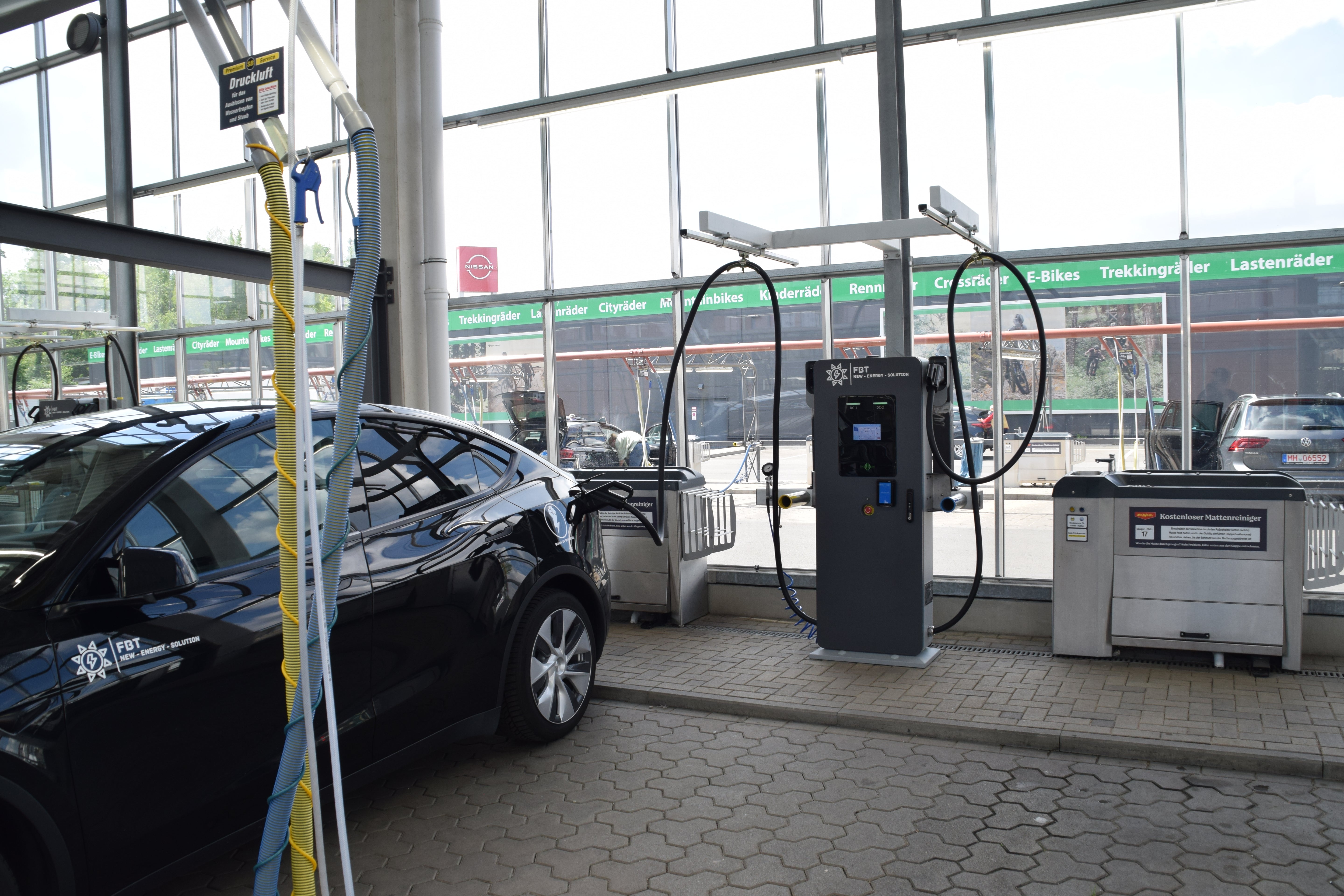Supercharger 600 KW / DC-Split Charger 360-600 KW / Eichrechtskonform